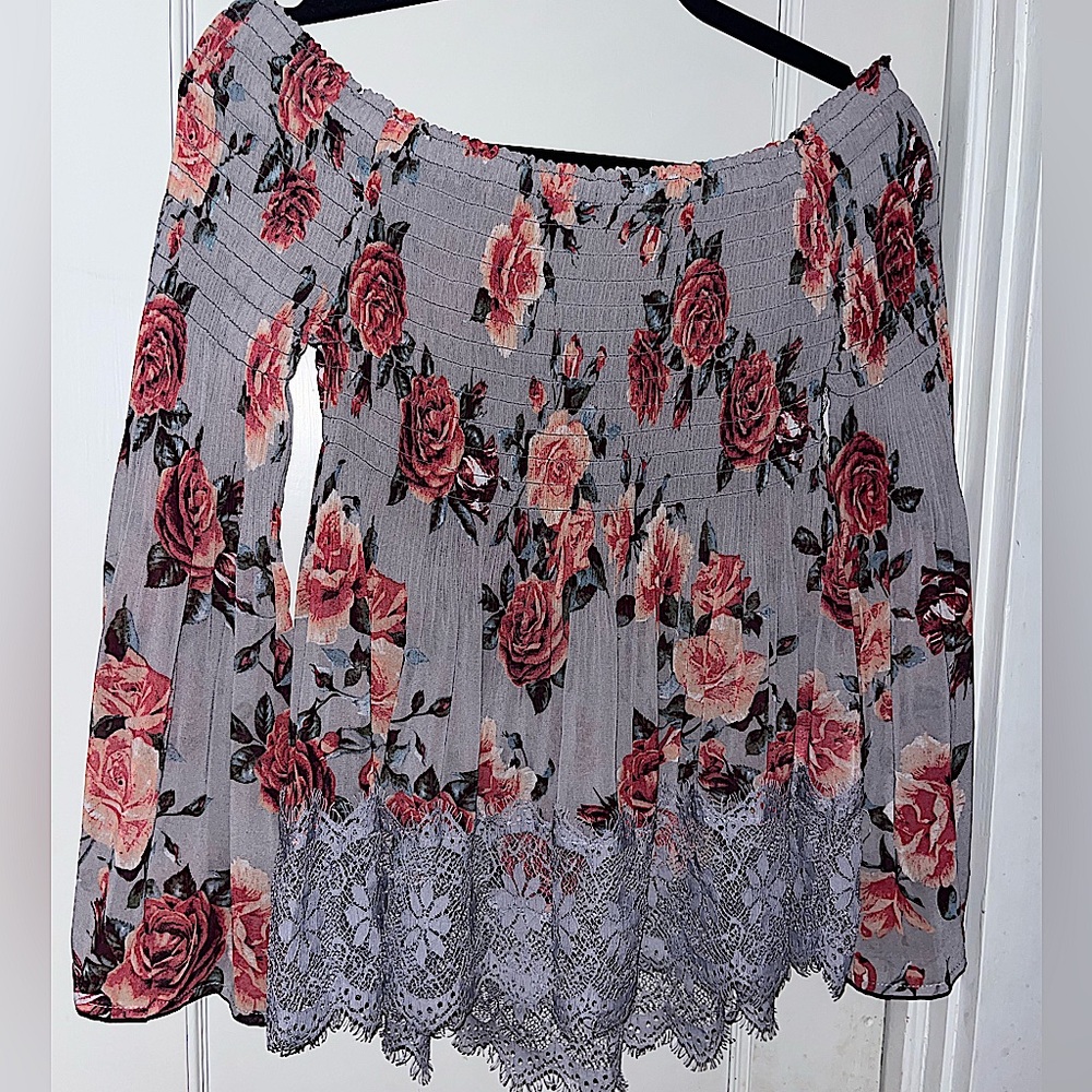 Charlotte Russe Women’s Small Off the Shoulder Top